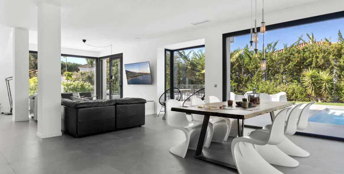 Долгосрочная аренда  отдельно стоящей виллы в Las Chapas 13