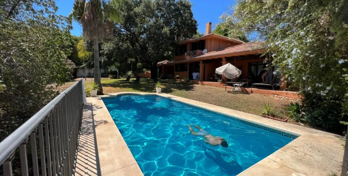 Short-term rent of detached villa in Marbella 3