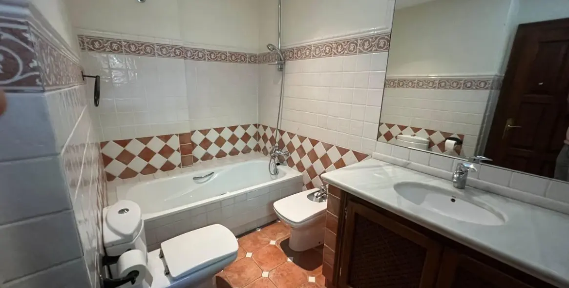 Short-term rent of detached villa in Marbella 4