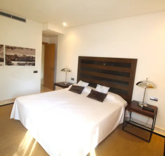 Short-term rent of middle floor apartment in Sierra Blanca