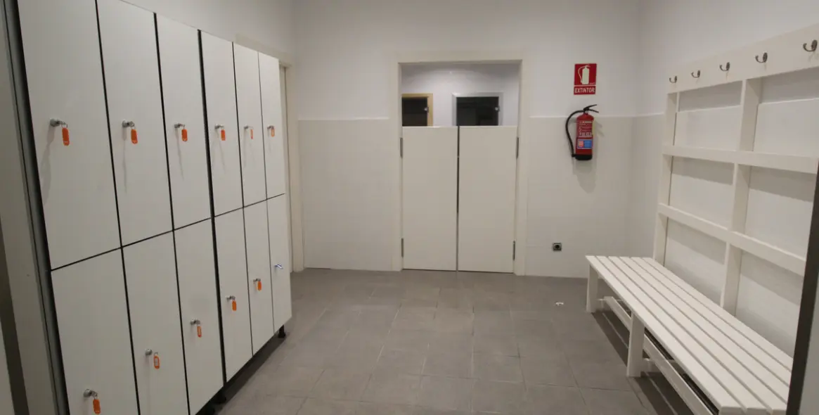 Short-term rent of middle floor apartment in Sierra Blanca 12