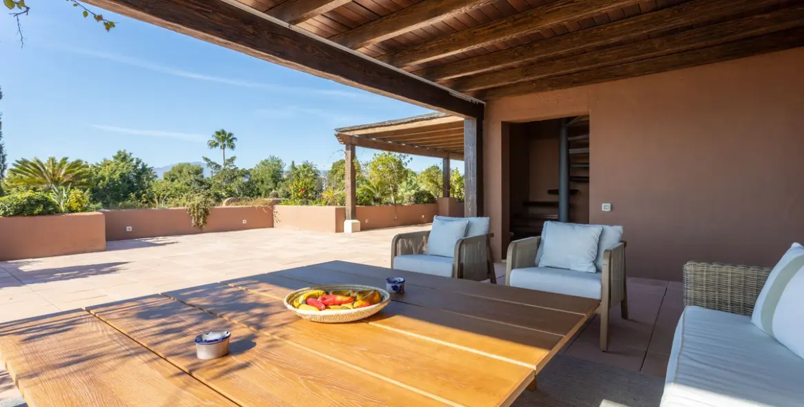 Short-term rent of penthouse in Guadalmina Baja 22
