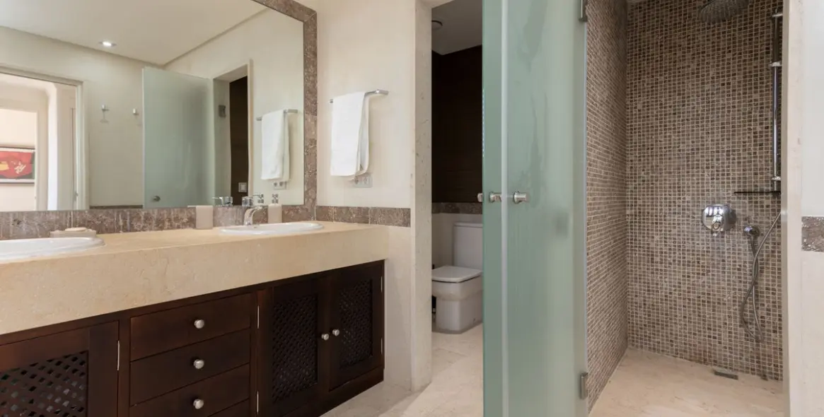 Short-term rent of penthouse in Guadalmina Baja 39