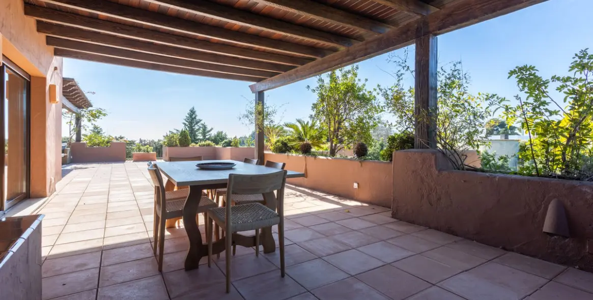 Short-term rent of penthouse in Guadalmina Baja 44