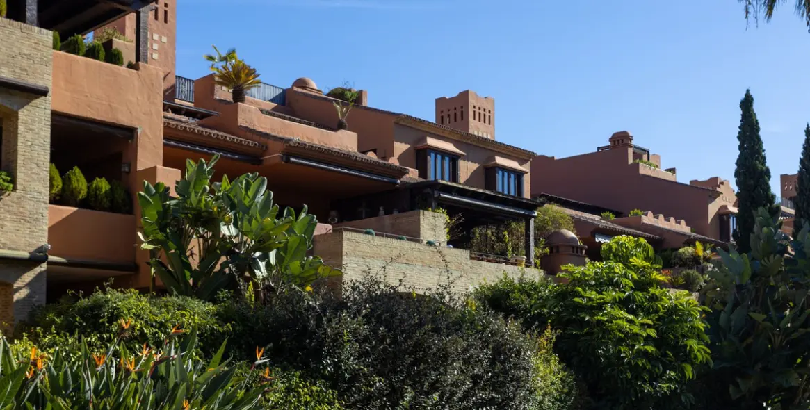 Short-term rent of penthouse in Guadalmina Baja 46