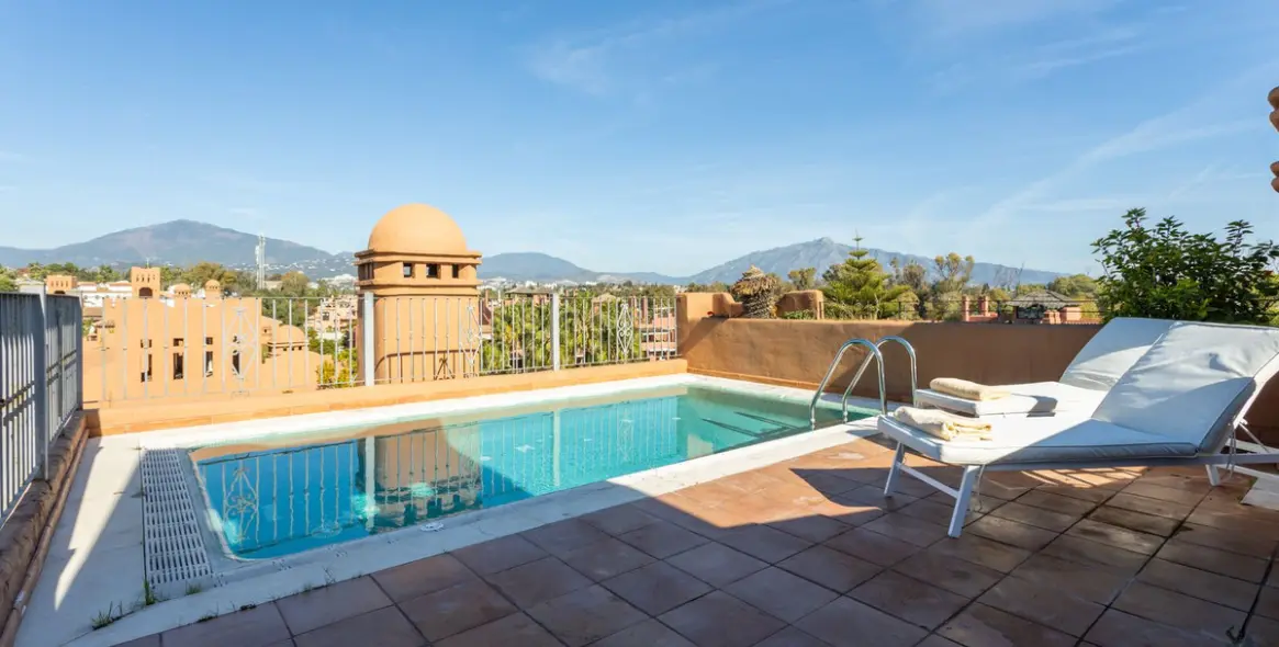 Short-term rent of penthouse in Guadalmina Baja 47