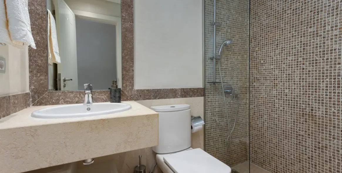 Short-term rent of penthouse in Guadalmina Baja 55