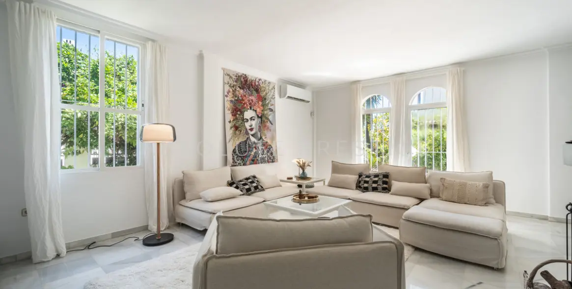 Short-term rent of detached villa in Nueva Andalucía 3