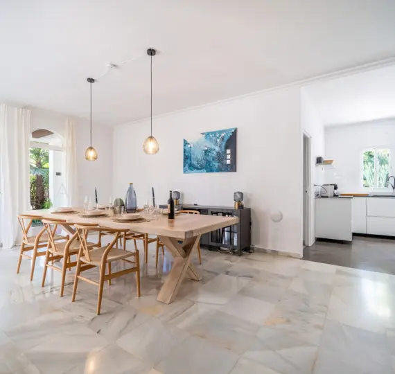 Краткосрочная аренда  отдельно стоящей виллы в Nueva Andalucía