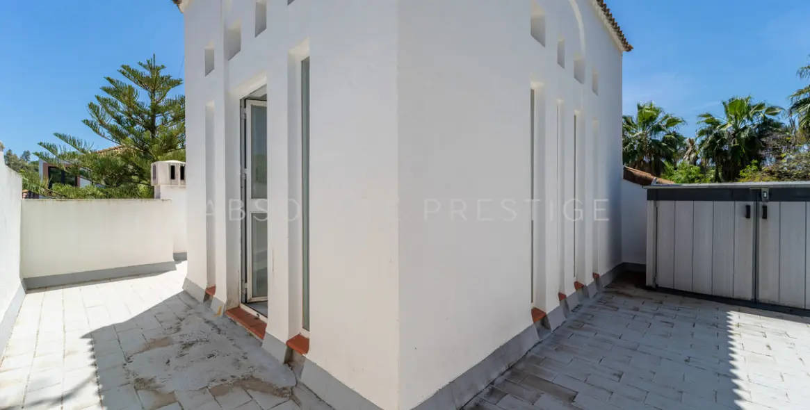 Short-term rent of detached villa in Nueva Andalucía 16