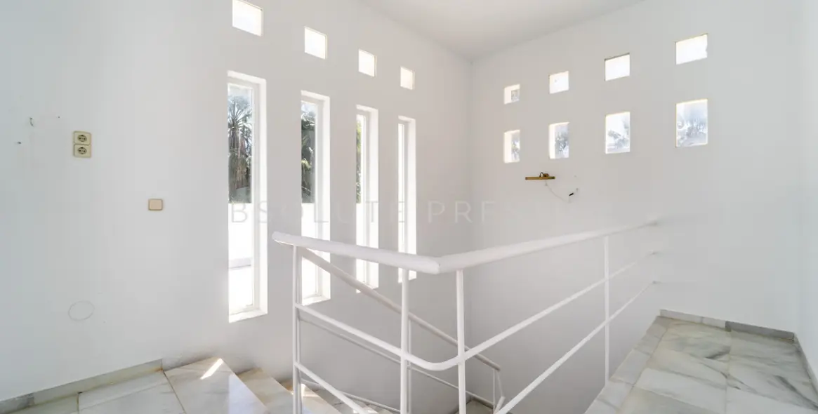 Short-term rent of detached villa in Nueva Andalucía 17