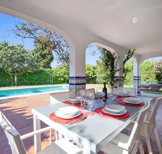 Краткосрочная аренда  отдельно стоящей виллы в Marbella