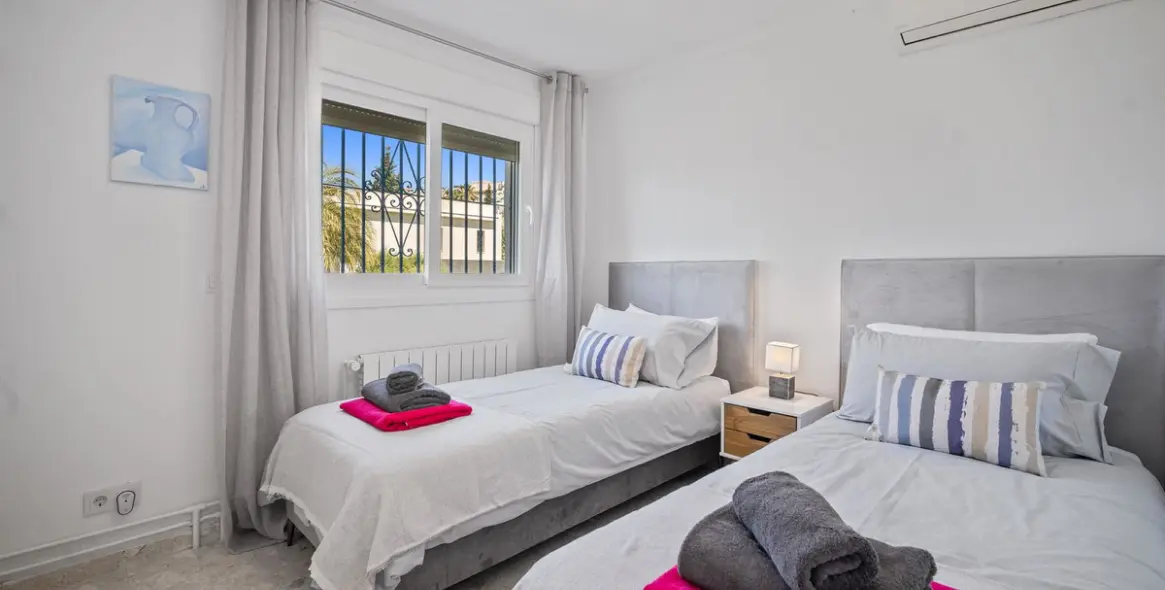 Short-term rent of detached villa in Marbella 20