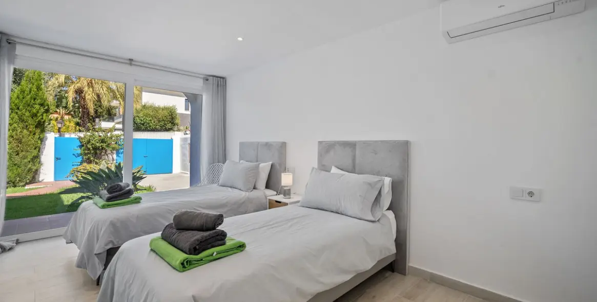 Краткосрочная аренда  отдельно стоящей виллы в Marbella 23