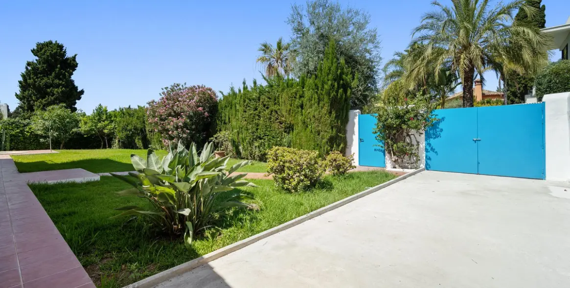 Краткосрочная аренда  отдельно стоящей виллы в Marbella 40