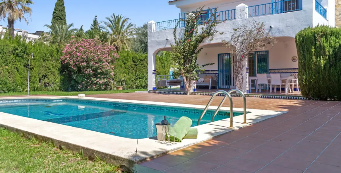 Краткосрочная аренда  отдельно стоящей виллы в Marbella 48