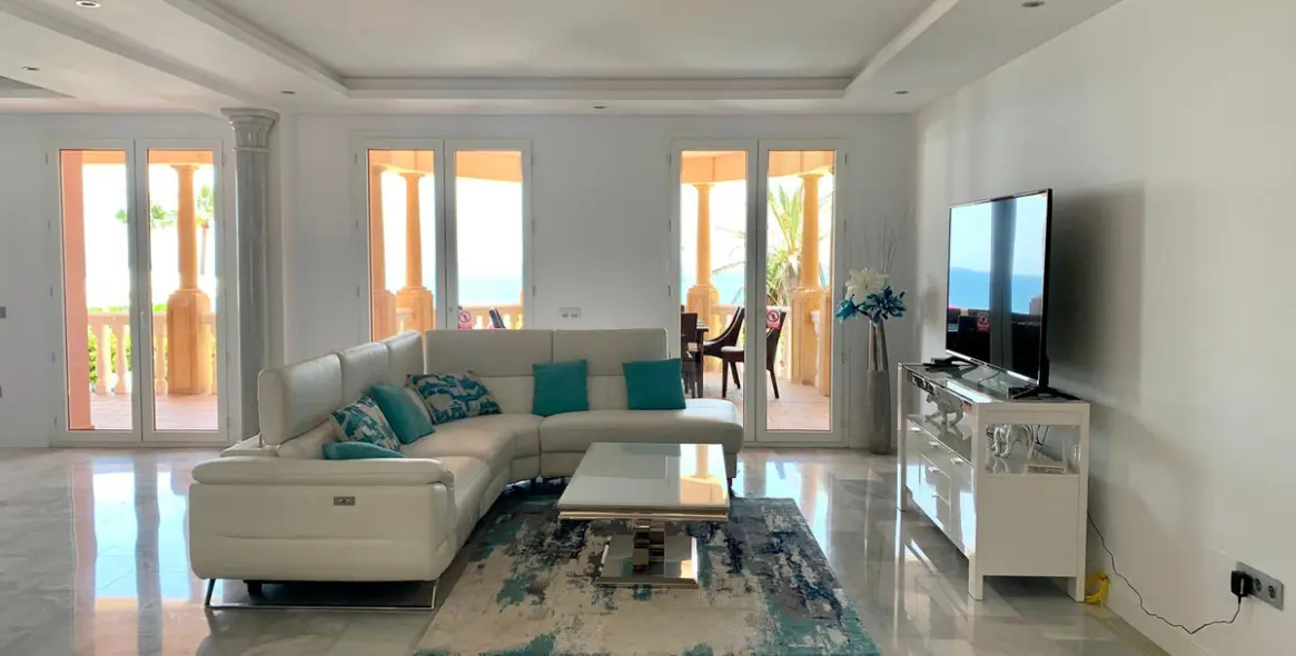 Краткосрочная аренда  отдельно стоящей виллы в Calahonda 4