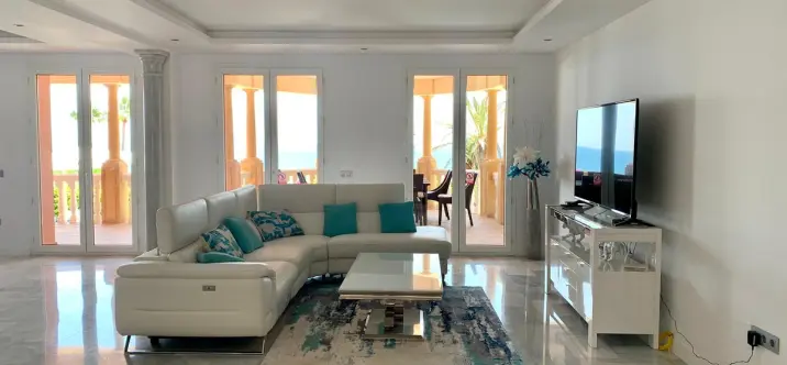 Краткосрочная аренда  отдельно стоящей виллы в Calahonda 3