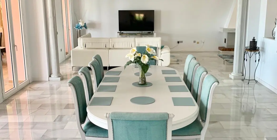 Краткосрочная аренда  отдельно стоящей виллы в Calahonda 8