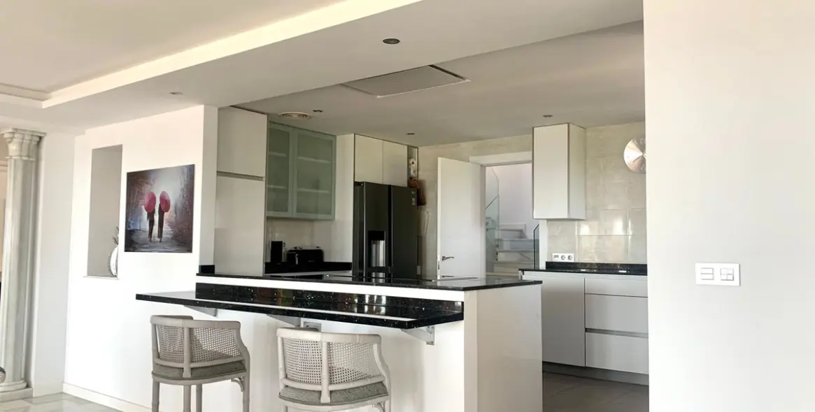 Краткосрочная аренда  отдельно стоящей виллы в Calahonda 11