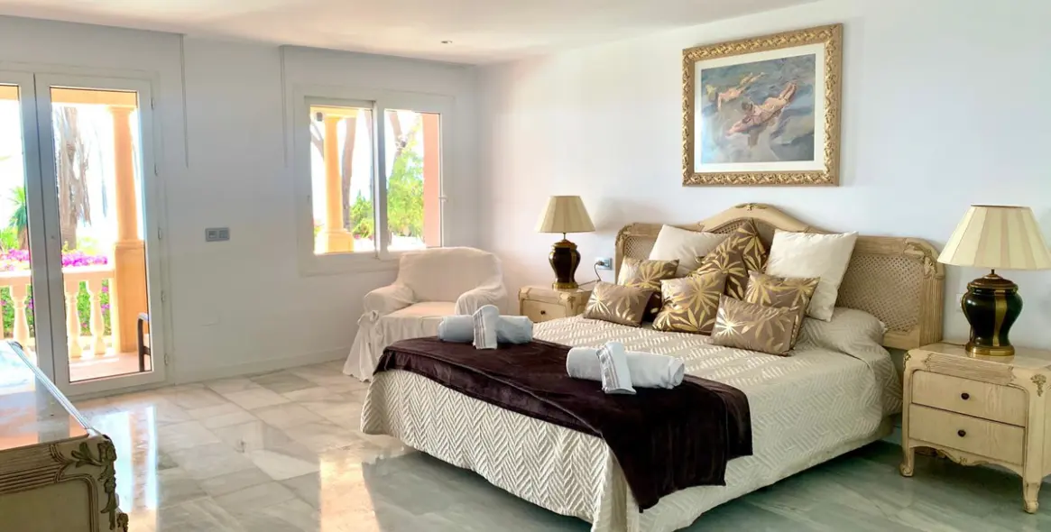 Краткосрочная аренда  отдельно стоящей виллы в Calahonda 16