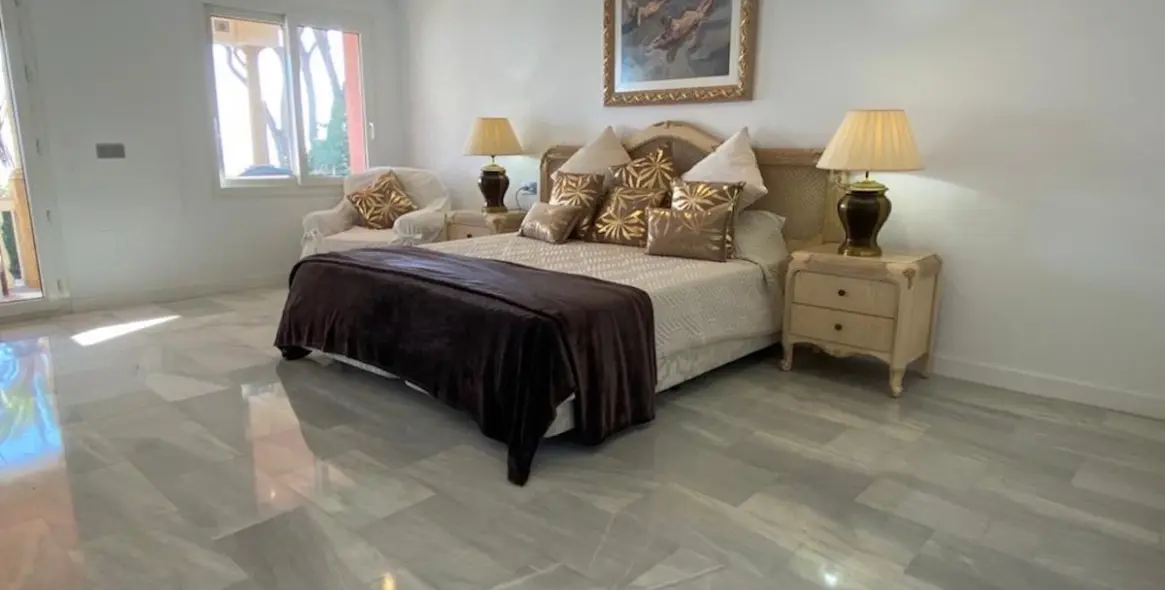 Краткосрочная аренда  отдельно стоящей виллы в Calahonda 17