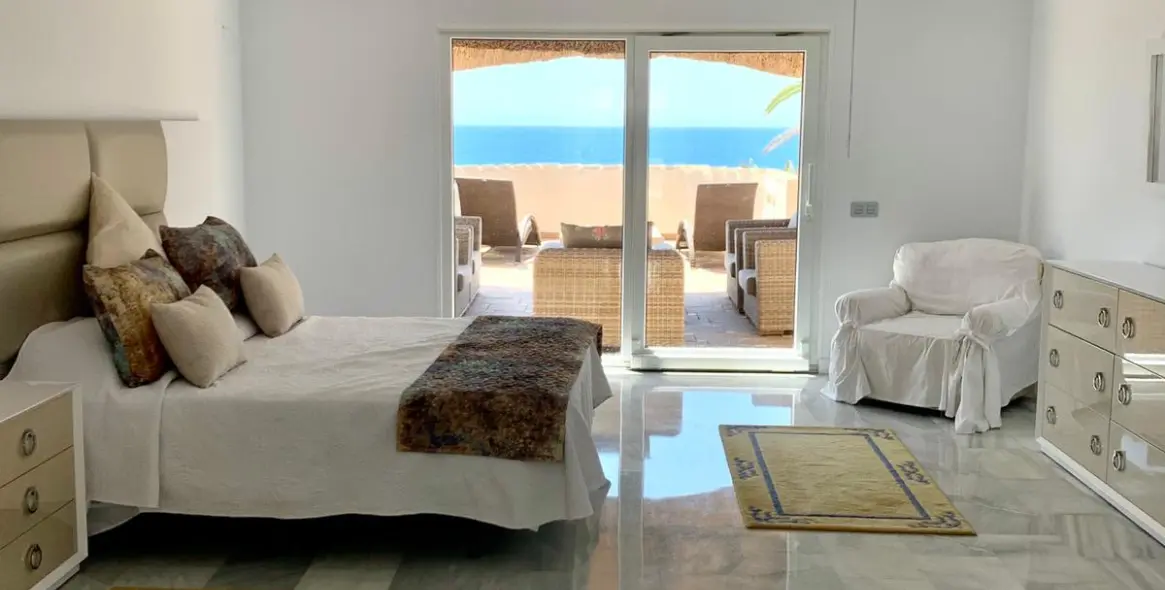 Краткосрочная аренда  отдельно стоящей виллы в Calahonda 20