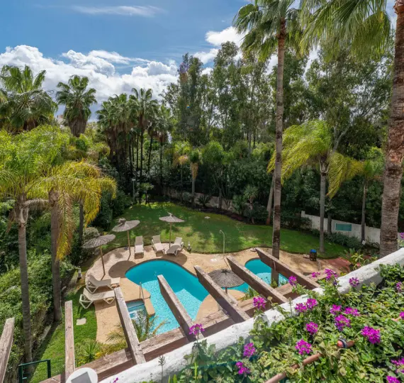 Long-term rent of penthouse duplex in Puerto Banús