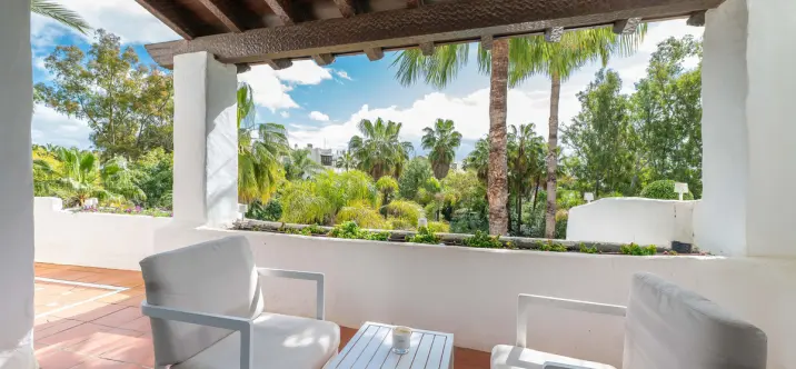 Short-term rent of penthouse duplex in Puerto Banús 4