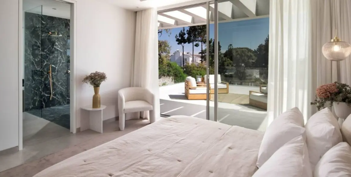 Краткосрочная аренда  отдельно стоящей виллы в Elviria 26