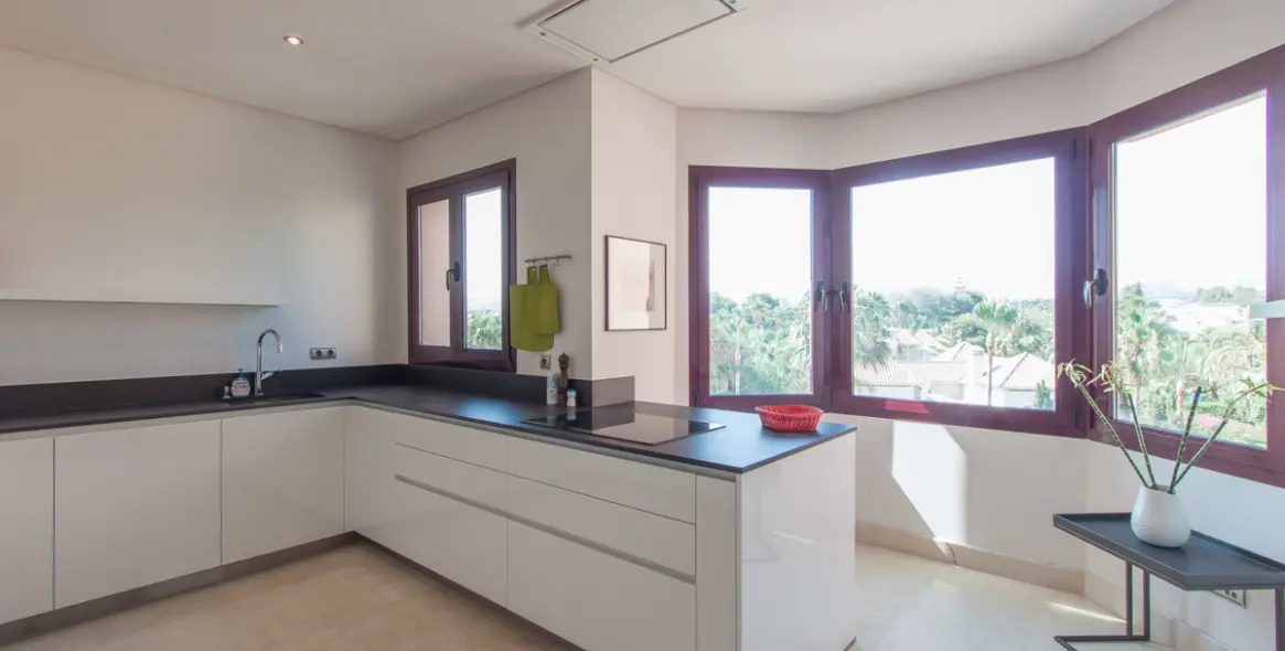 Short-term rent of penthouse in Marbella 4