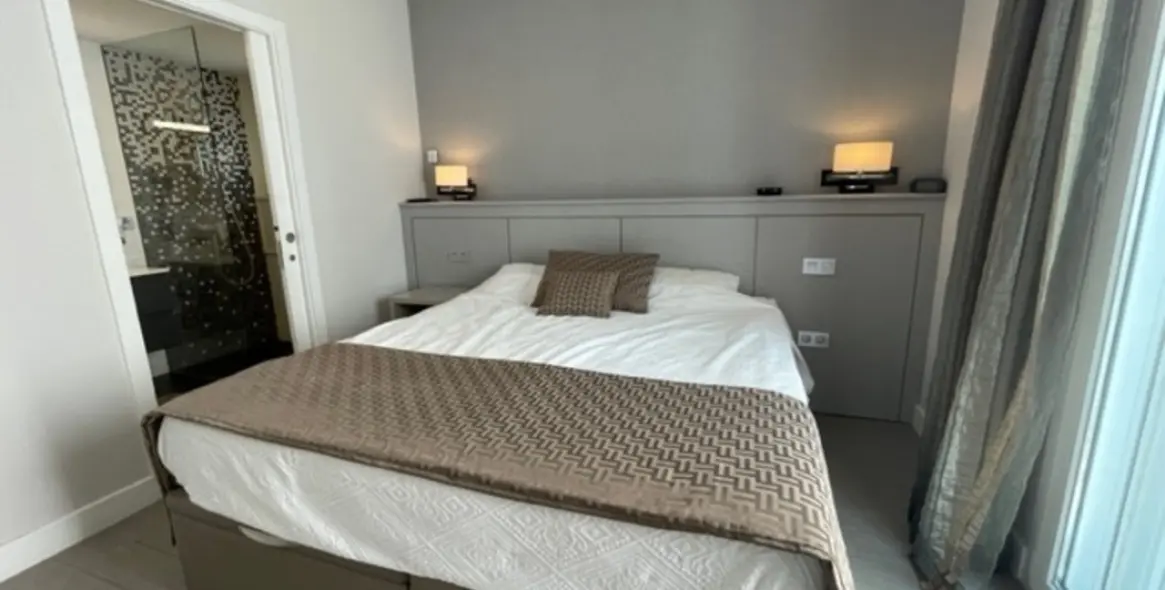 Short-term rent of middle floor apartment in Puerto Banús 21