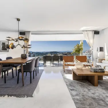 Long-term rent of penthouse duplex in Nueva Andalucía