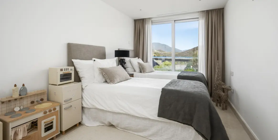 Long-term rent of penthouse duplex in Nueva Andalucía 26