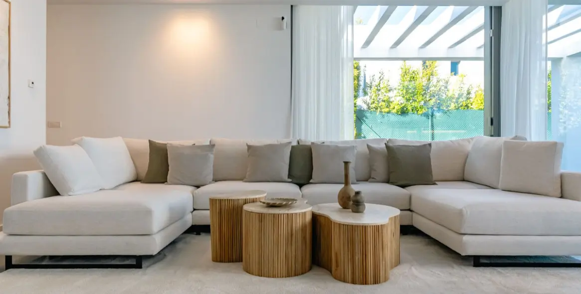 Long-term rent of detached villa in Cancelada 9