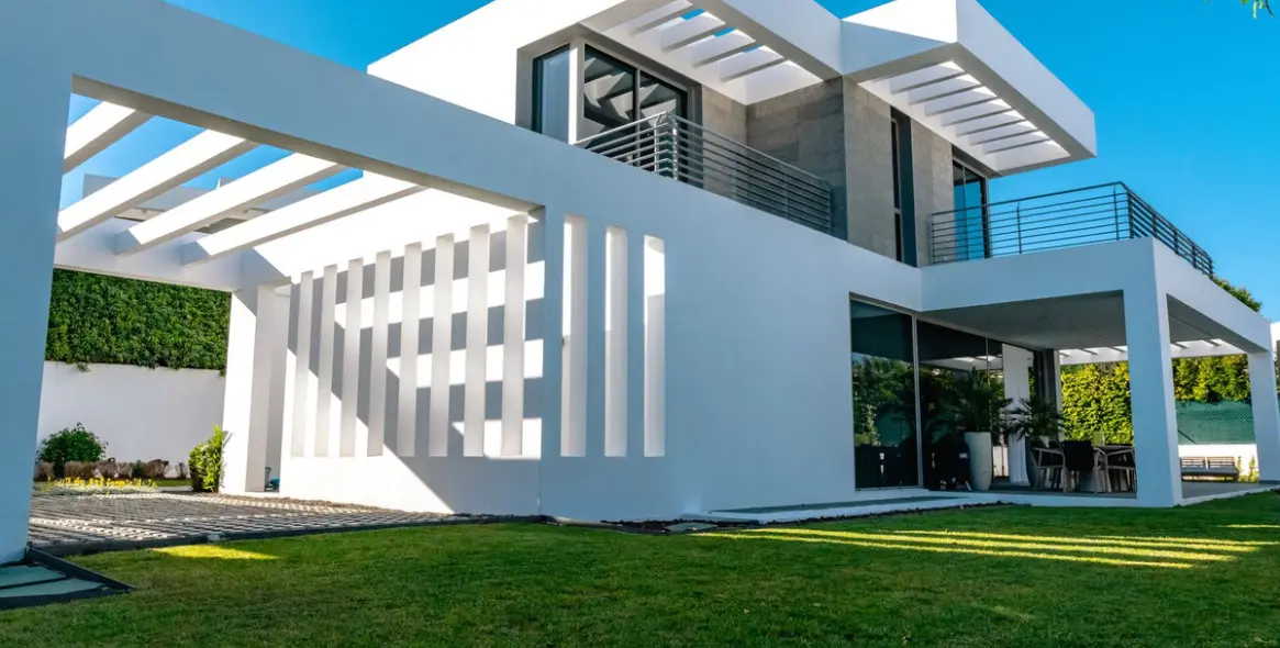 Long-term rent of detached villa in Cancelada 42