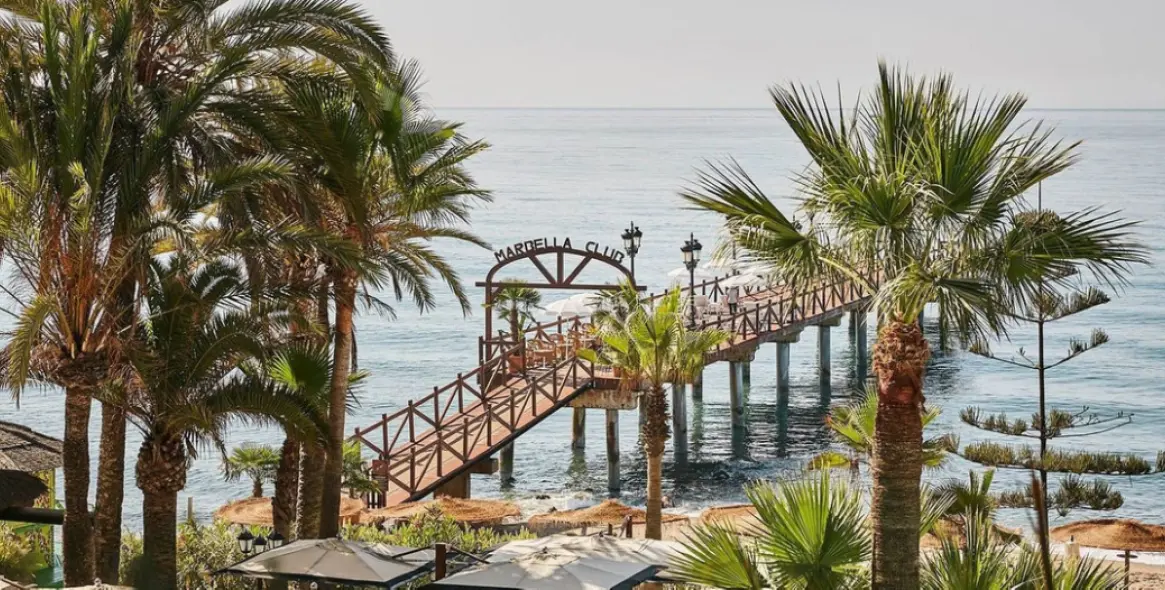 Short-term rent of middle floor apartment in The Golden Mile 39