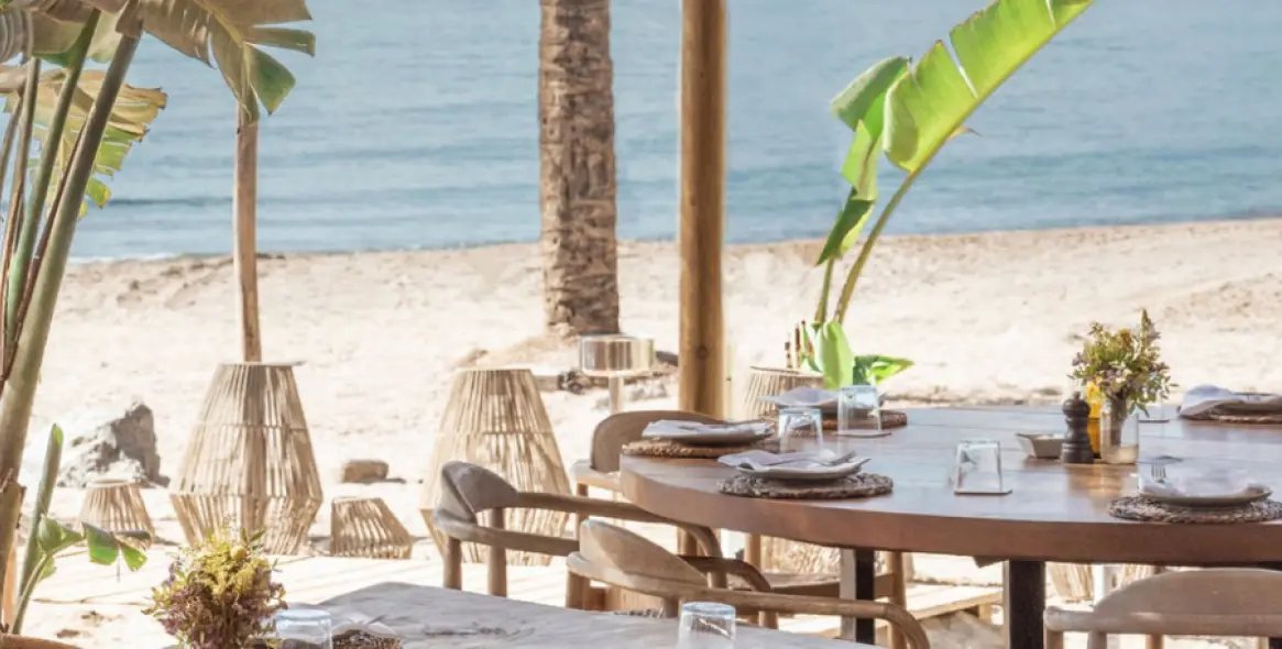 Short-term rent of middle floor apartment in The Golden Mile 41