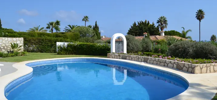 Краткосрочная аренда  отдельно стоящей виллы в El Chaparral 2