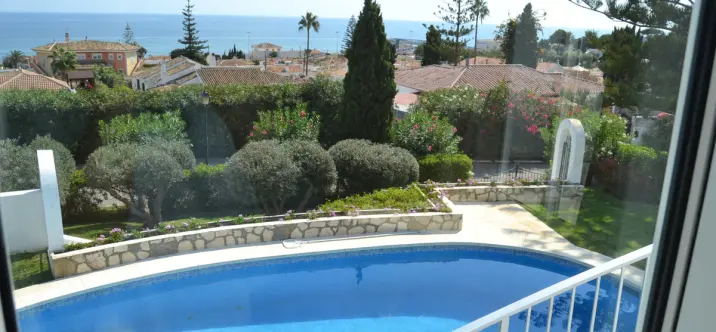 Краткосрочная аренда  отдельно стоящей виллы в El Chaparral 3