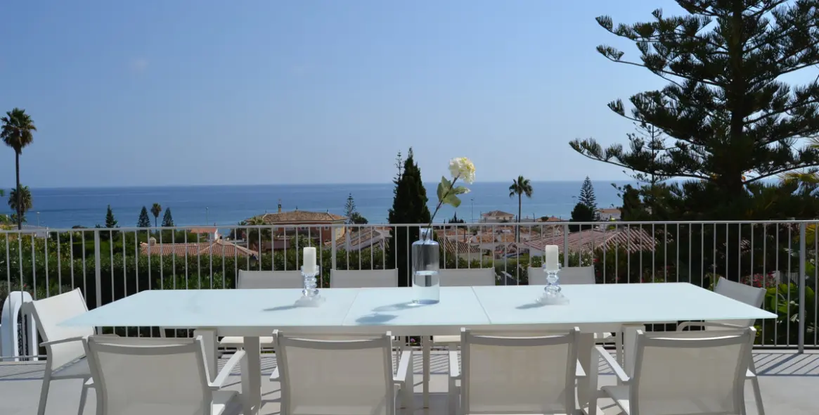 Alquiler a corto plazo de villa independiente en El Chaparral 6