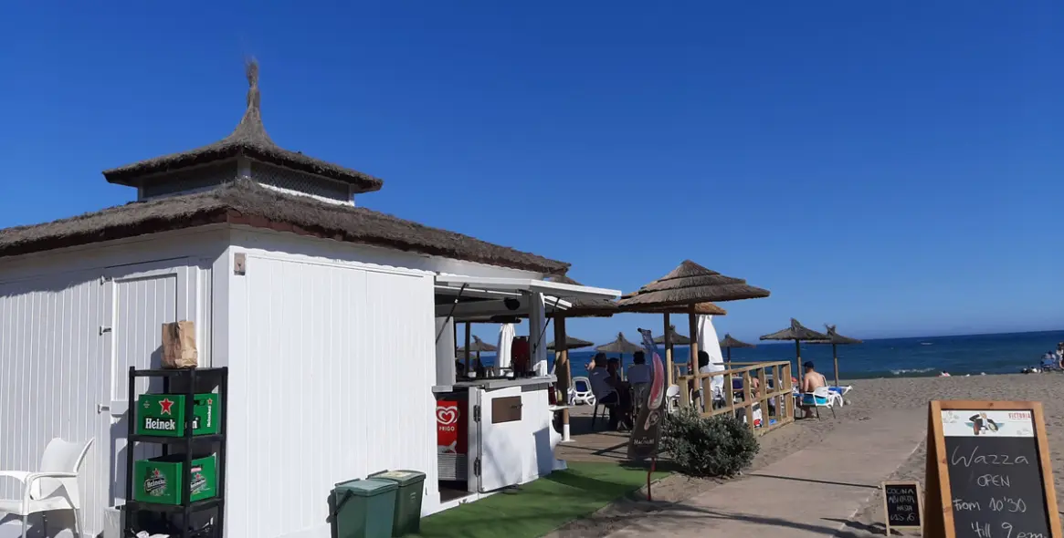 Alquiler a corto plazo de villa independiente en El Chaparral 44