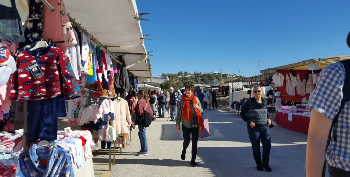 Alquiler a corto plazo de villa independiente en El Chaparral 46