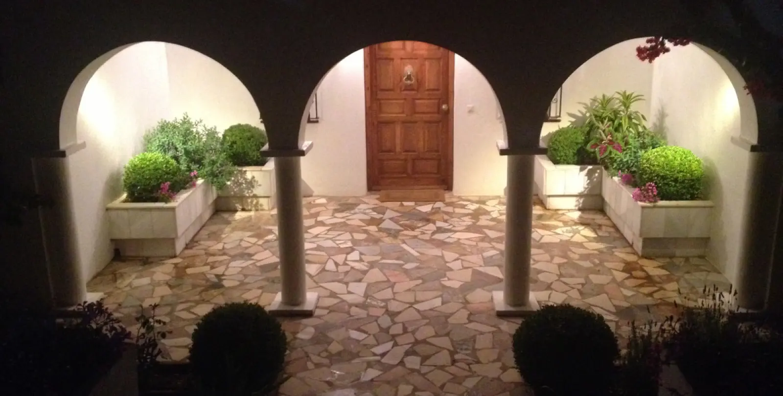 Alquiler a corto plazo de villa independiente en El Chaparral 41
