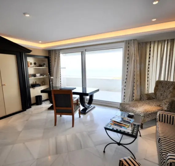 Short-term rent of middle floor apartment in The Golden Mile