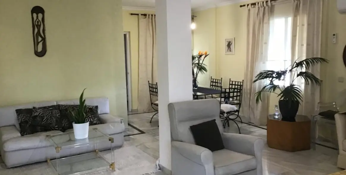 Short-term rent of detached villa in Nueva Andalucía 4
