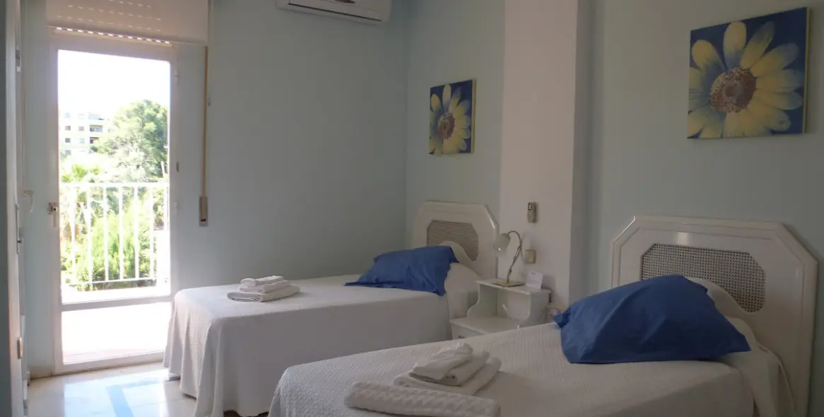 Short-term rent of detached villa in Nueva Andalucía 15