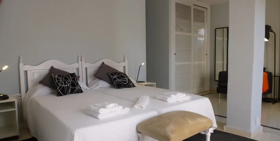 Short-term rent of detached villa in Nueva Andalucía 16