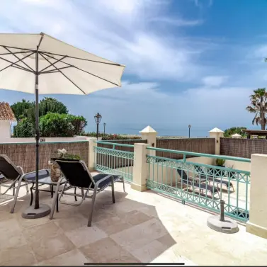 Short-term rent of detached villa in Marbella