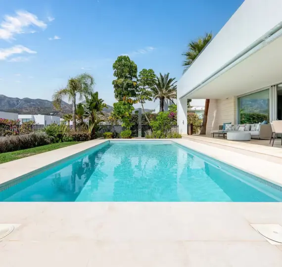 Краткосрочная аренда  отдельно стоящей виллы в Río Real